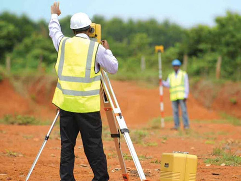 Surveyor Dan TLS Paruh Anggang